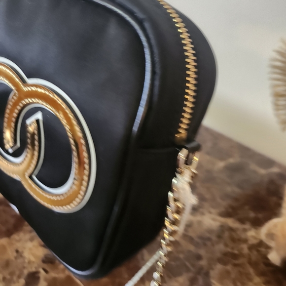 Jimmy Choo Black/Gold Larelle Camera Bag NWT - Picture 10 of 16